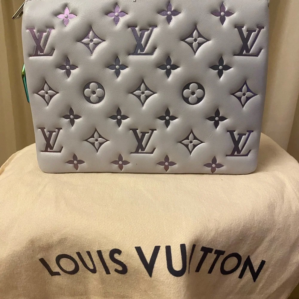 Louis Vuitton Gray Coussin Leather Bag with Iridescent Chain - Picture 7 of 9